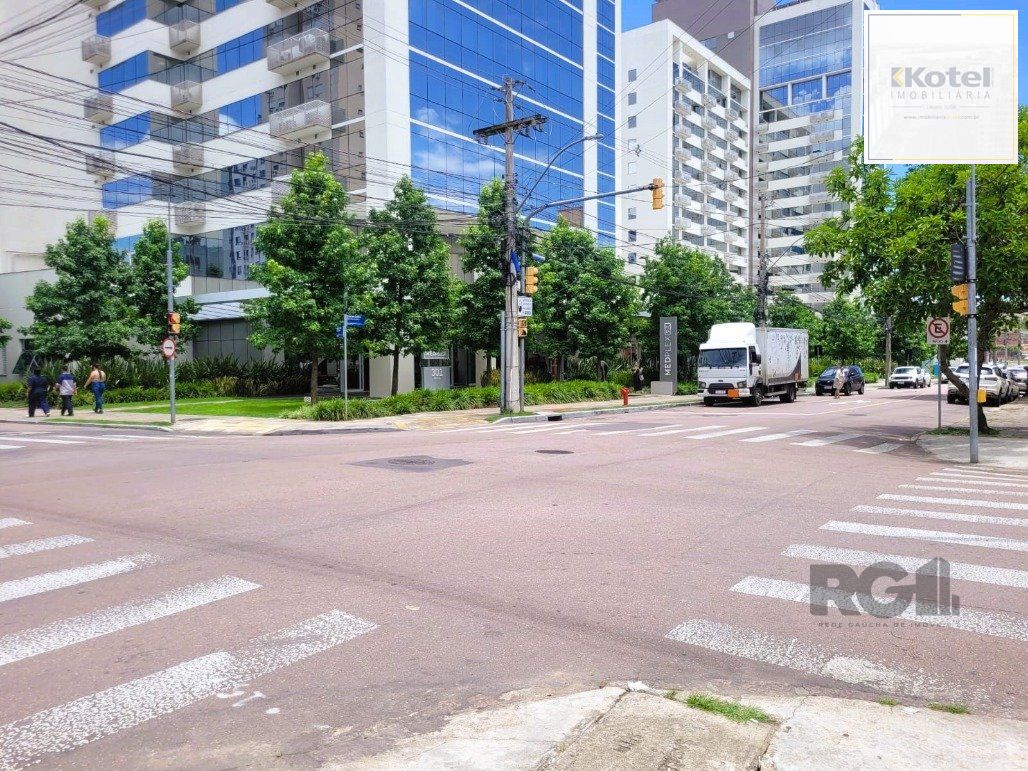 ÓTIMA OPORTUNIDADE NO BAIRRO SANTANA: LINDO DUPLEX COM VAGA COBERTA — foto 3