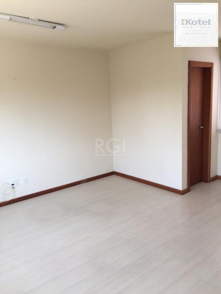 Sala Comercial à venda, 28m², Praia de Belas - Porto Alegre