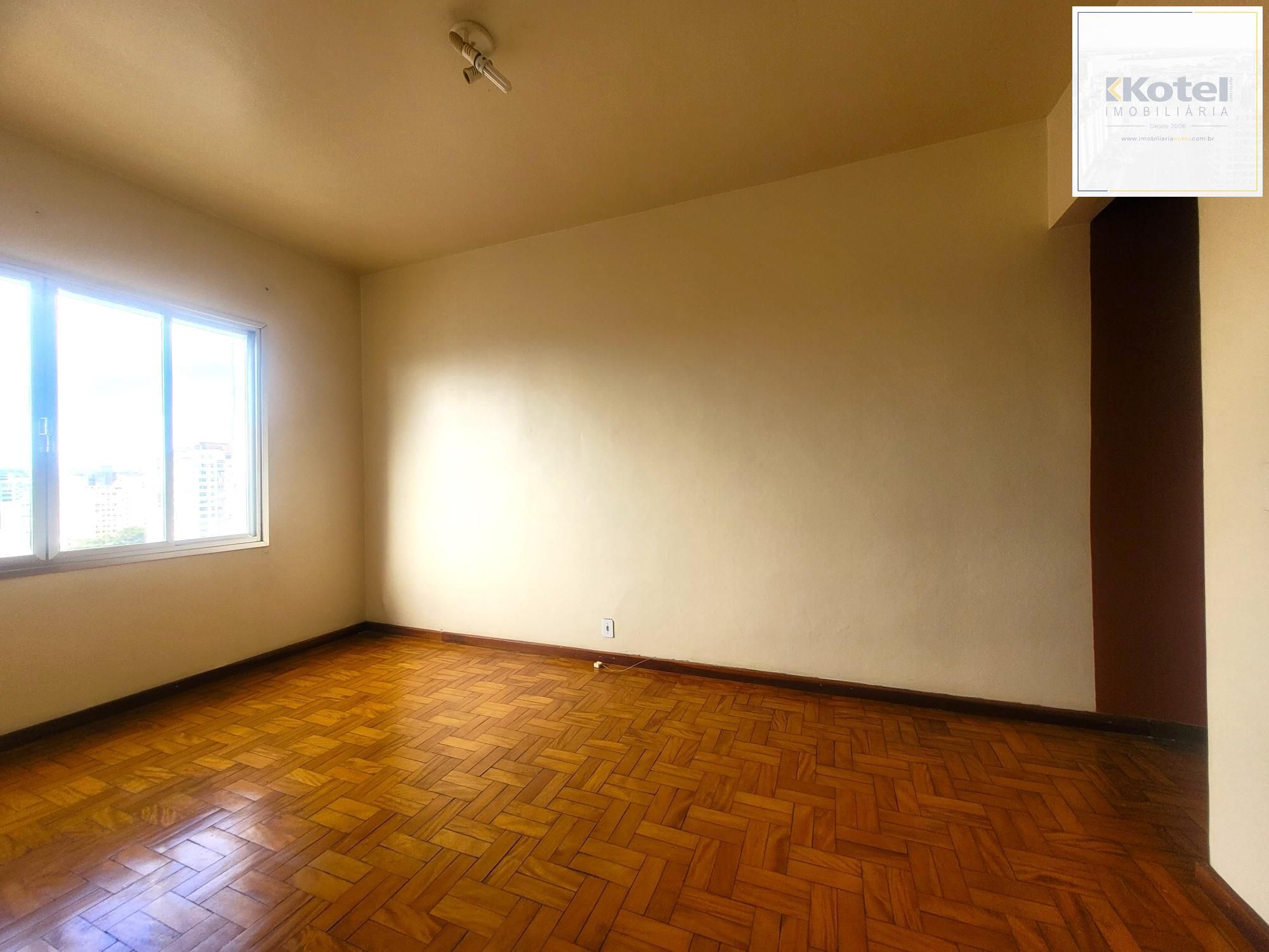 Excelente apartamento 1 dormitório no Centro Histórico