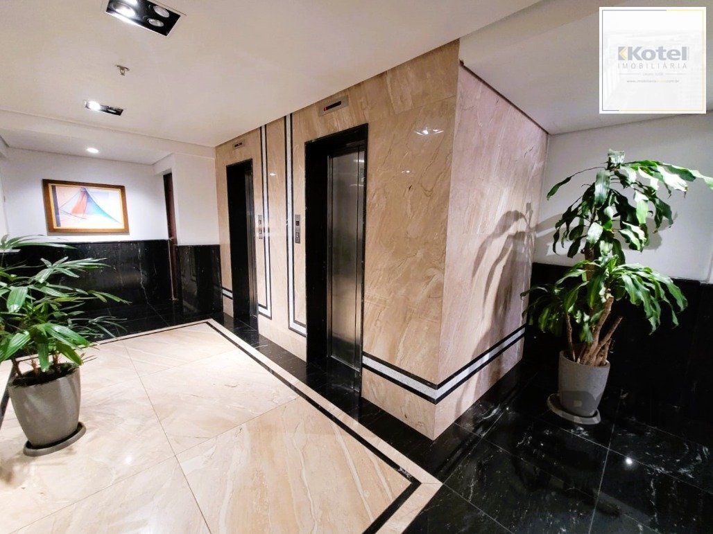 EXCELENTE SALA COMERCIAL NO CENTRO DA CIDADE DE PORTO ALEGRE