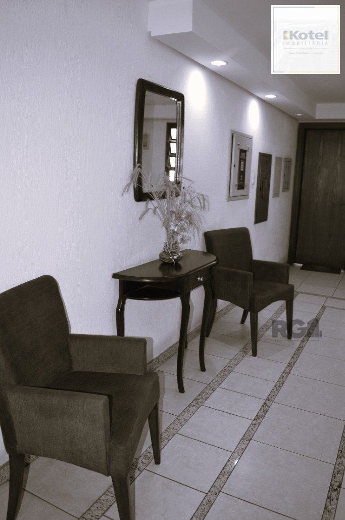 Excelente apto.2 dorm. com 1 suíte, churrasqueira e 1 vaga na Rua Olavo Bilac — foto 2