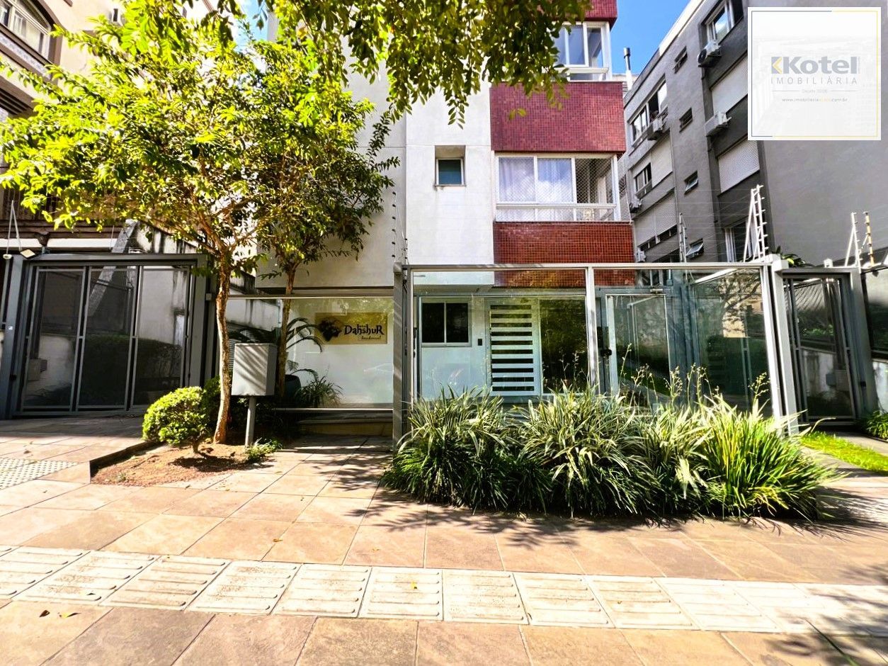 Apartamento 2 dormitórios com suíte, vaga dupla e elevador no Bairro Auxiliadora. — foto 2