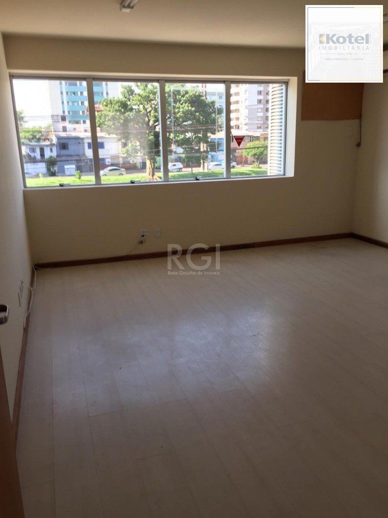 Sala Comercial à venda, 28m², Praia de Belas - Porto Alegre