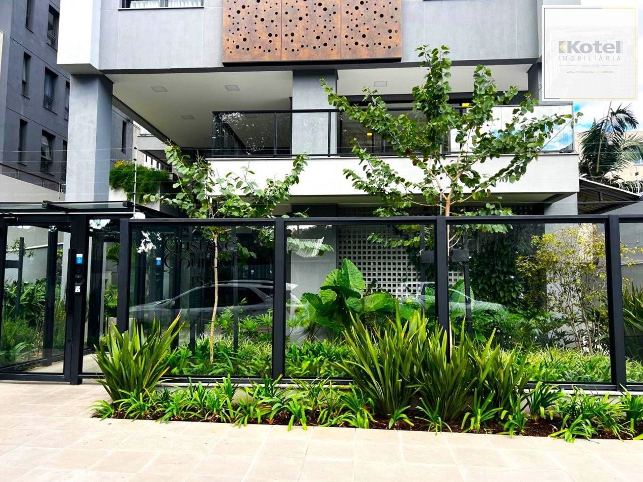 Excelente apartamento 2 dormitórios com sacada e vaga coberta no Petrópolis — foto 3