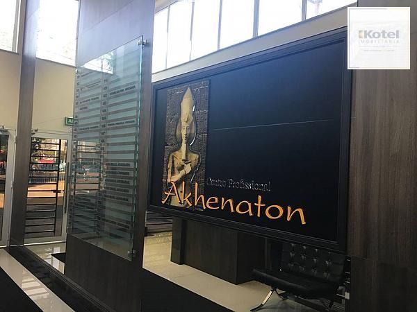 Ótima sala comercial com 1 vaga próximo a OAB