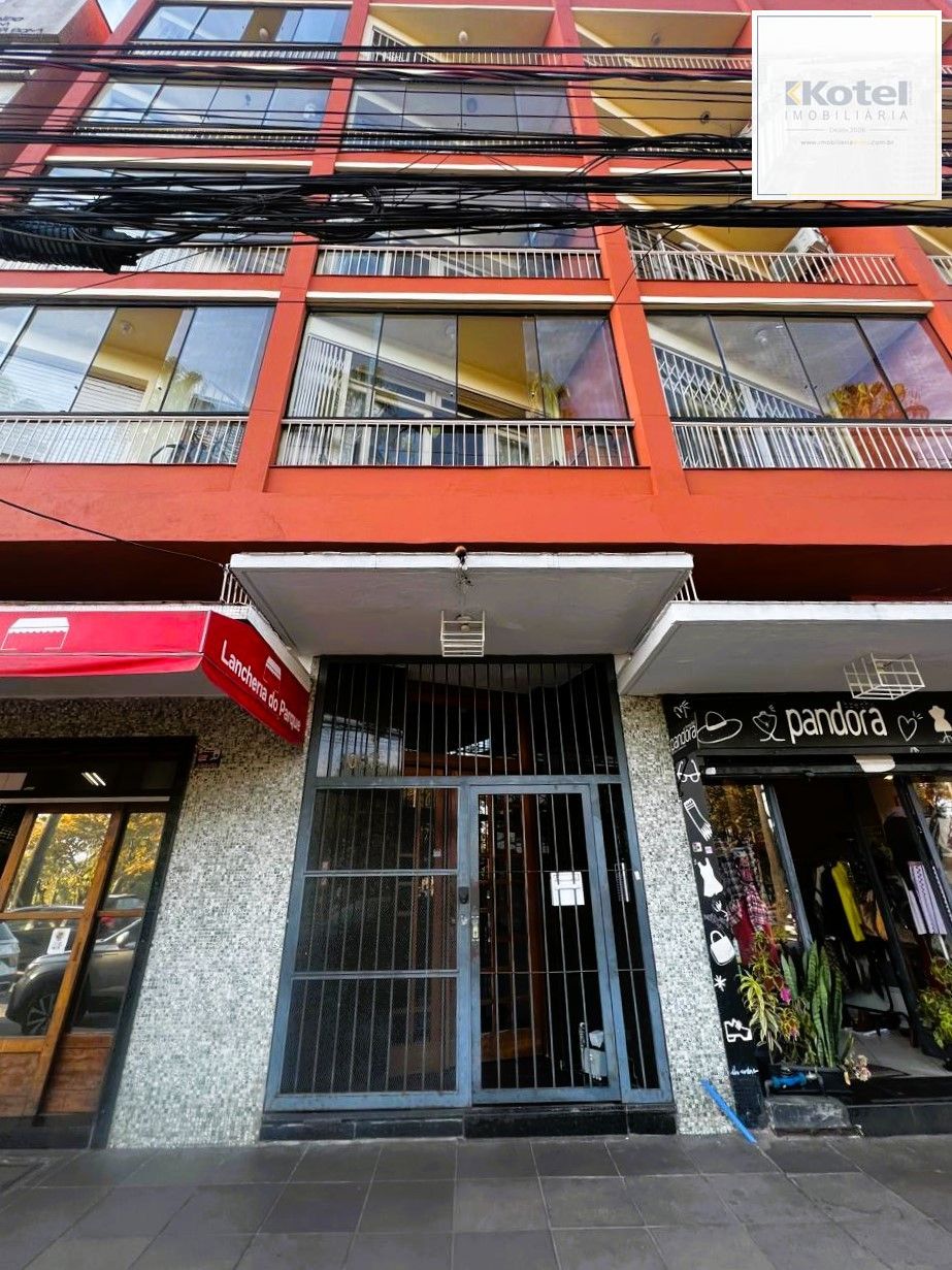 Apartamento à venda | 2 dormitórios | 77 m² privativos | Bom Fim | Em frente à Redenção