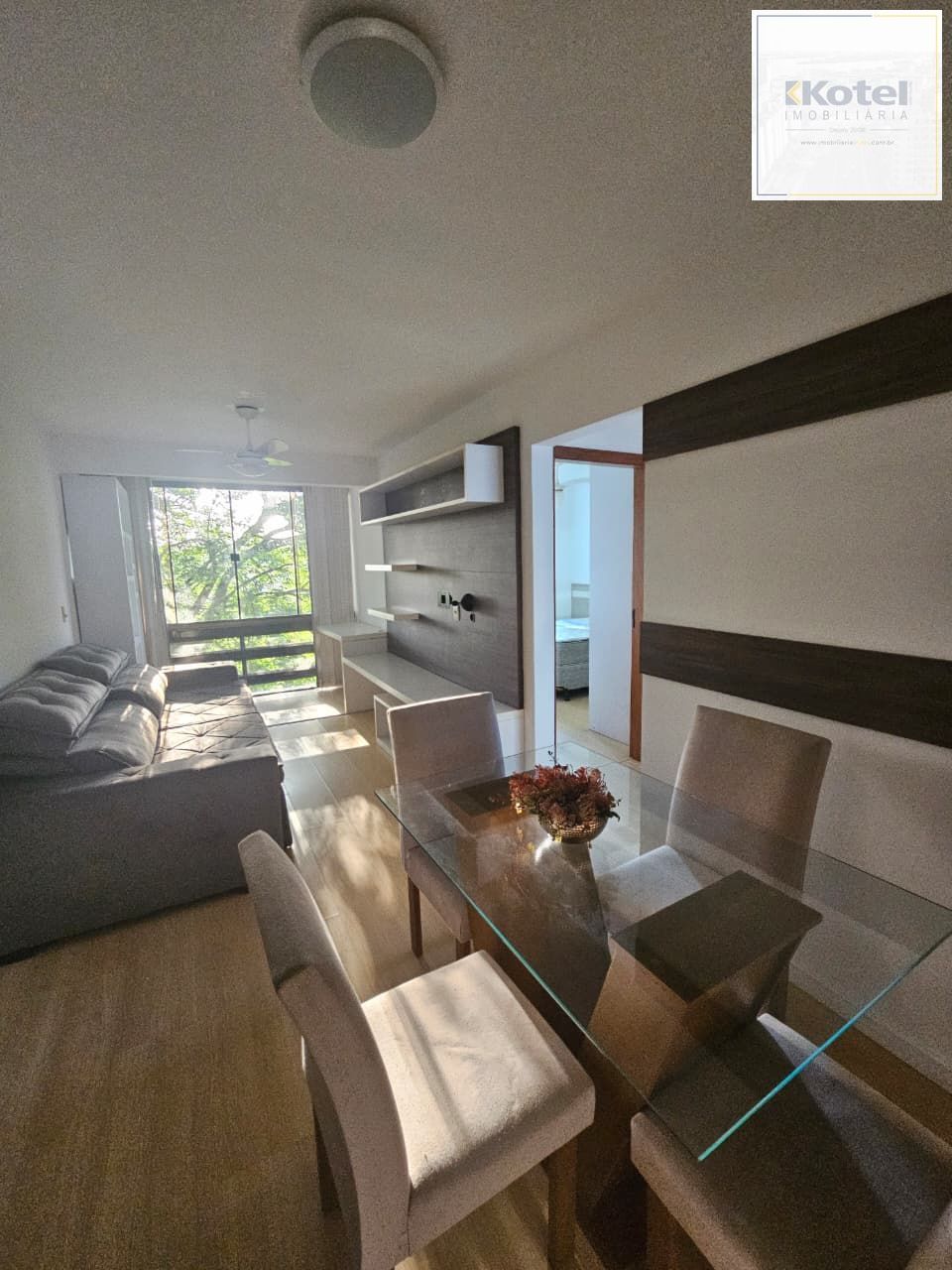 Excelente apartamento 2 dormitórios com vaga — foto 3