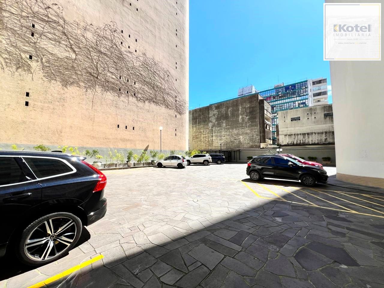Estacionamento visitantes