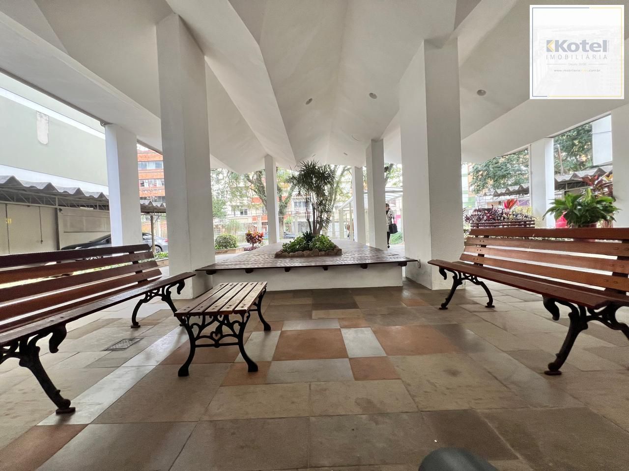 VENDA: Apartamento 3 dormitórios semimobiliado com vaga no coração do Bom Fim! — foto 3