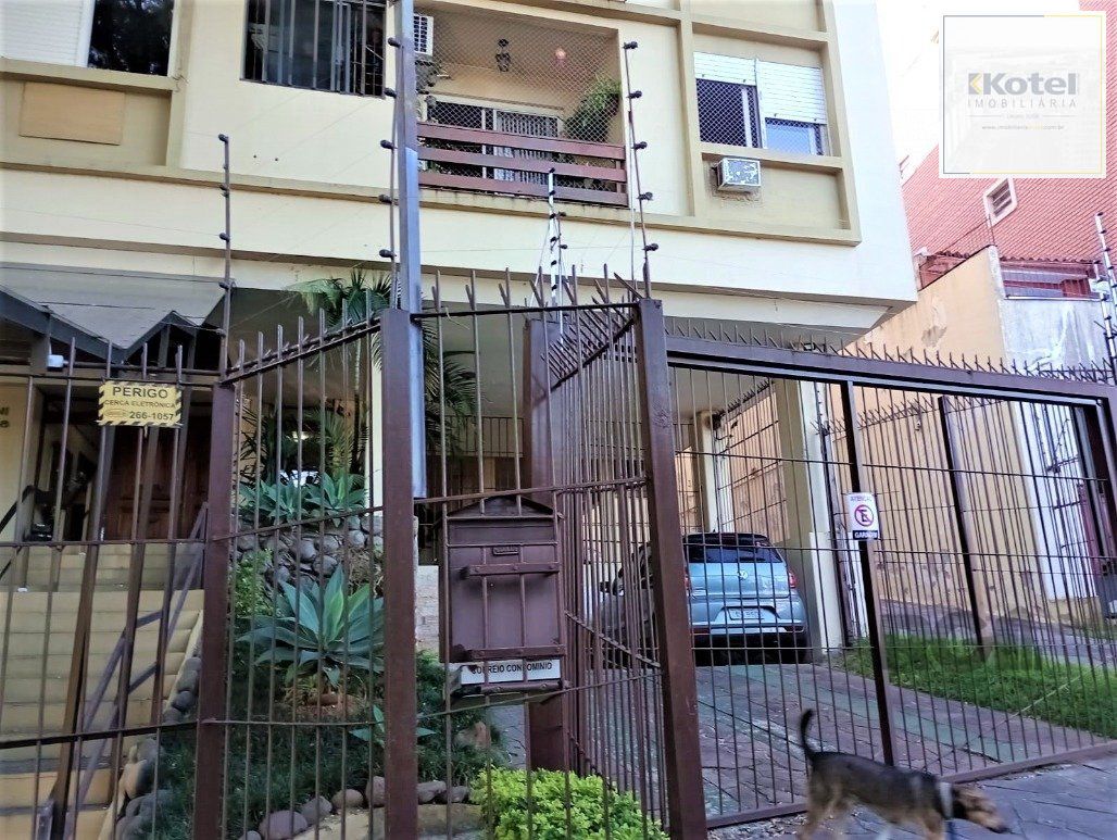 ótimo apartamento 2 dormitórios com sacada e 1 vaga de garagem coberta por convenção. — foto 2