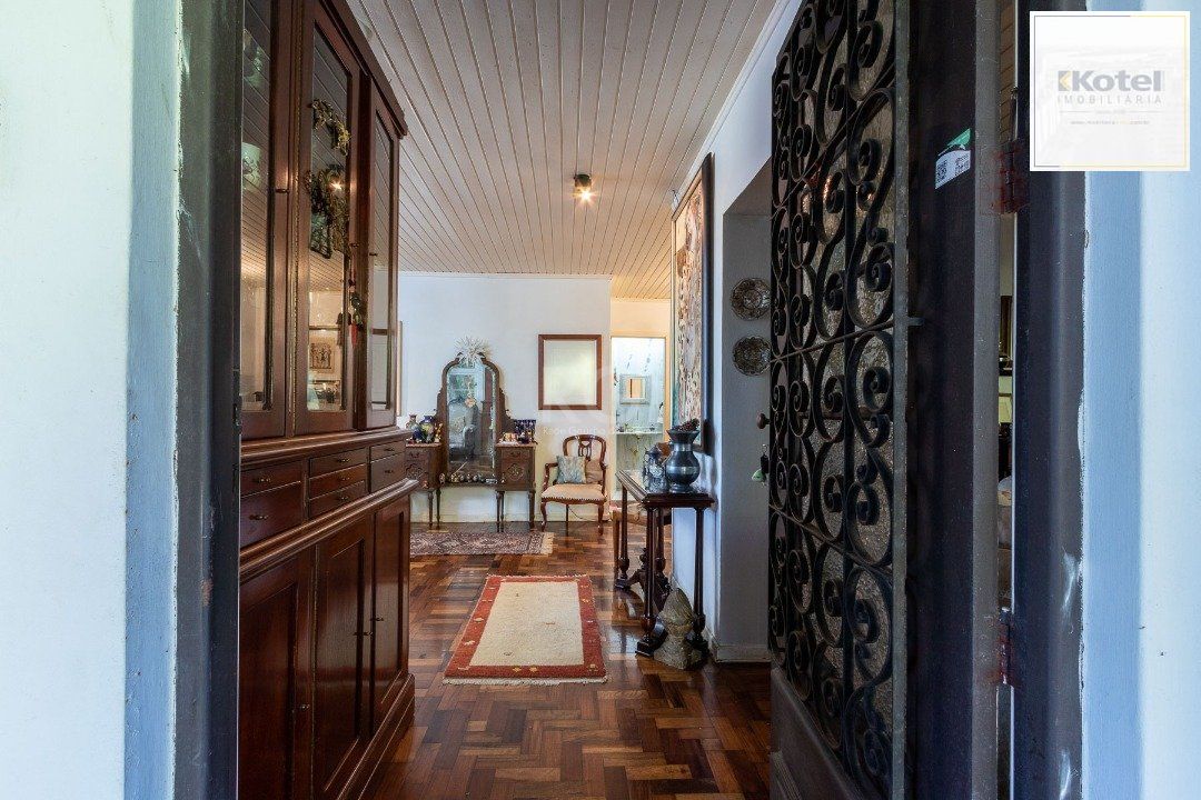 Casa para Venda - 192m², 4 dormitórios, sendo 3 suites, 4 vagas - Tristeza — foto 2