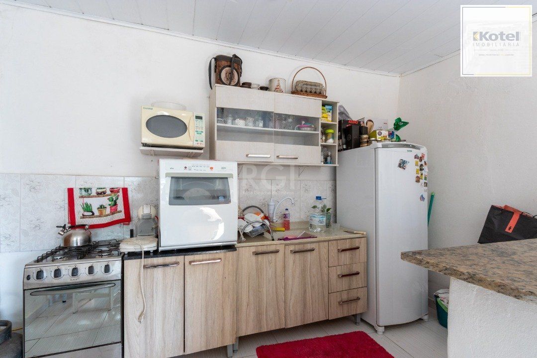 Casa para Venda - 240m², 6 dormitórios, sendo 3 suites, 2 vagas - Glória — foto 4