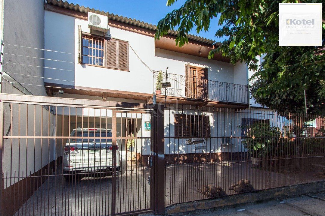 Casa para Venda - 229.18m², 4 dormitórios, sendo 4 suites, 5 vagas - Cavalhada — foto 2