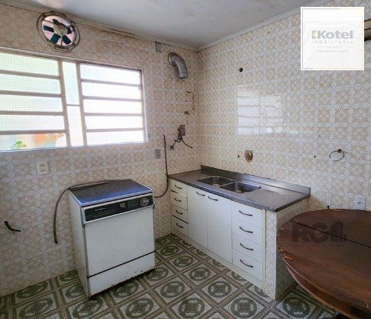 Terreno à venda no bairro Menino Deus em Porto Alegre, com 15,50 X 31,00 — foto 5