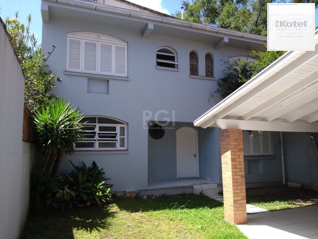 Casa para Venda - 300m², 4 dormitórios, 4 vagas - Menino Deus — foto 2