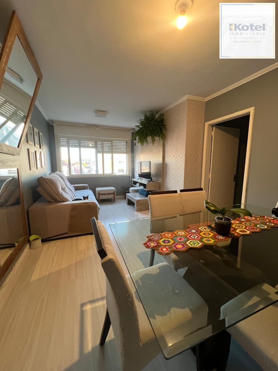 Apartamento de 3 Dormitórios no Menino Deus – Último Andar, com Suíte e Vaga Coberta! — foto 3