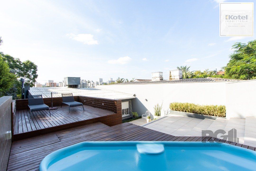 Espetacular 2 Casa Residencial de 5 Quartos e Piscina em Porto Alegre — foto 3