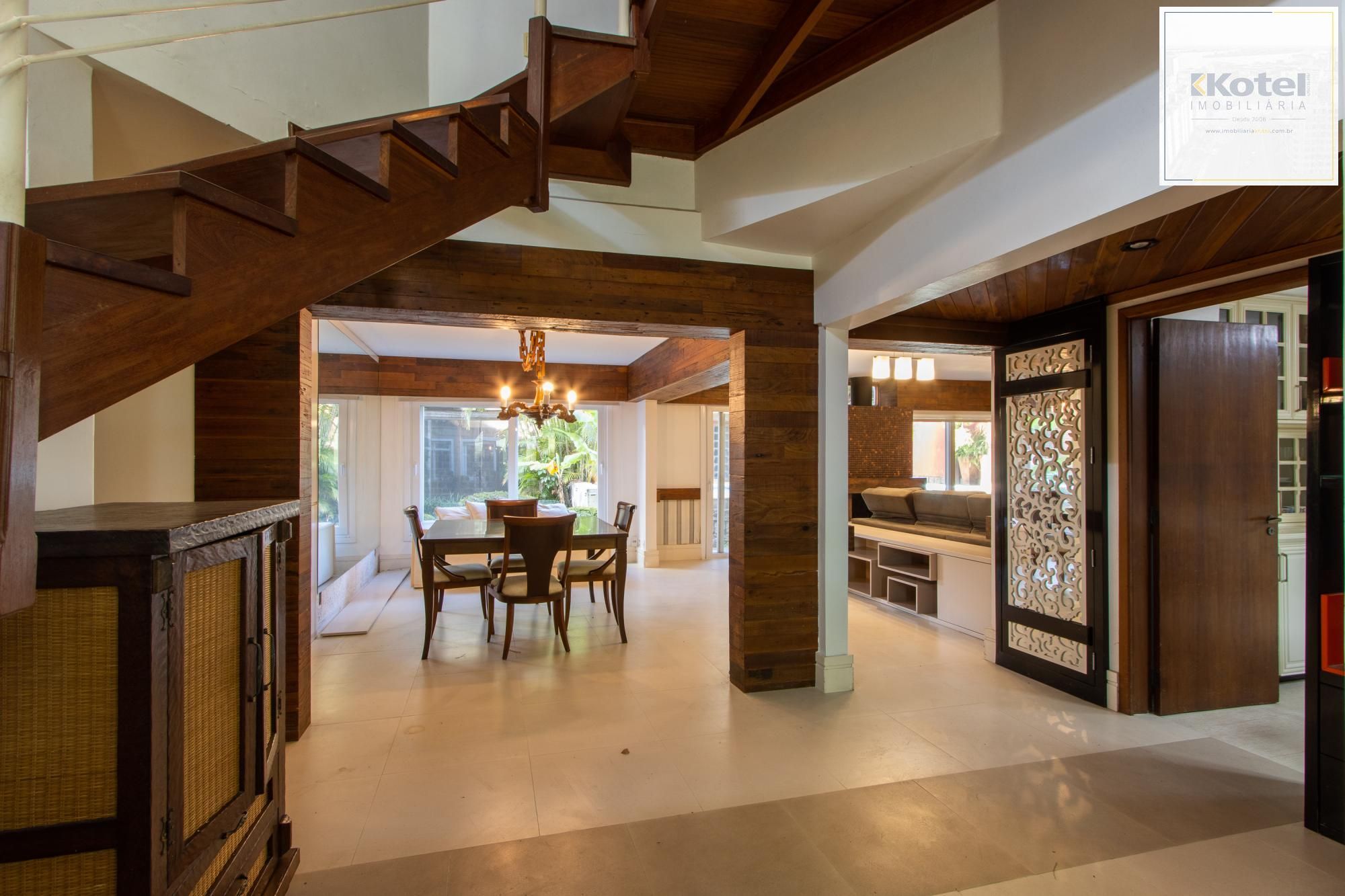 Excelente Casa em Condominio Fechado com 440,60m Dormitórios, sendo 2 Suítess — foto 4