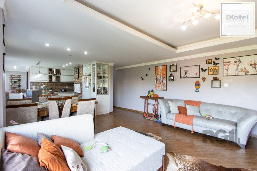 Apartamento reformado de 124m² privativos- 3 dormitórios sendo 1 suíte no bairro Medianeira — foto 3