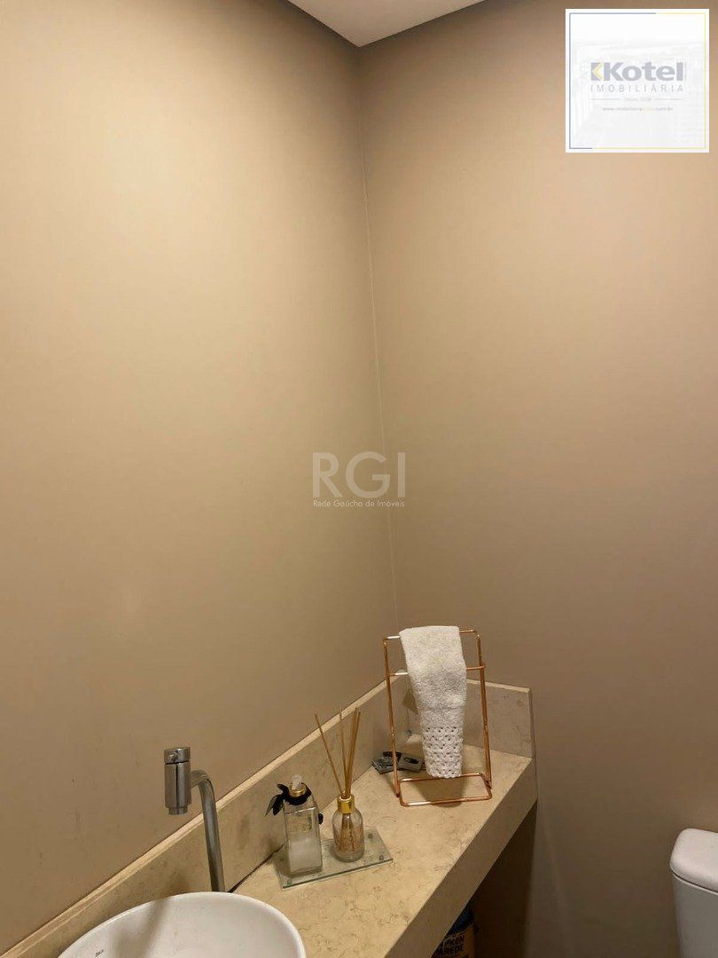 Sobrado para Venda - 132.69m², 2 dormitórios, sendo 1 suites, 1 vaga - Hípica — foto 4
