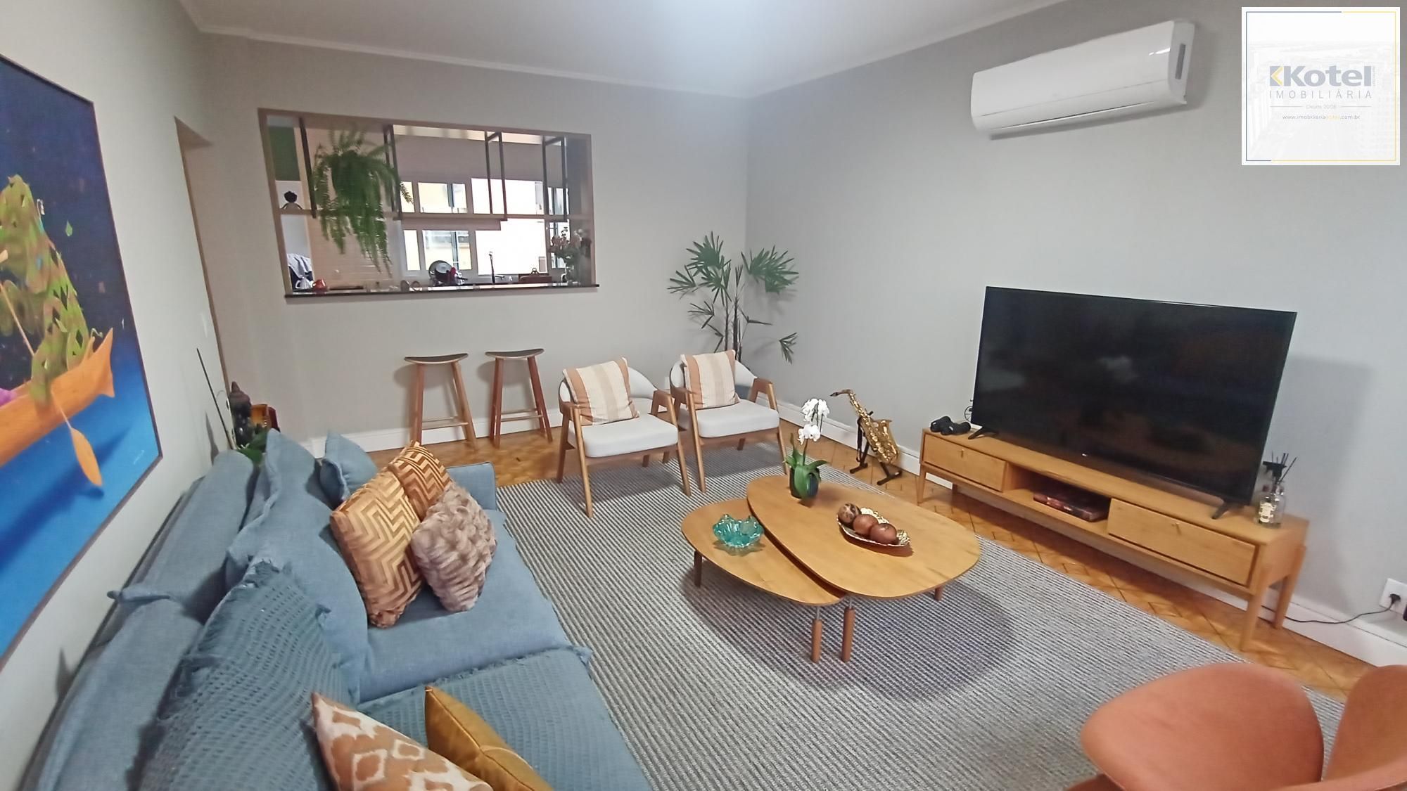 Apartamento com 4 dormitórios no Centro de Porto Alegre