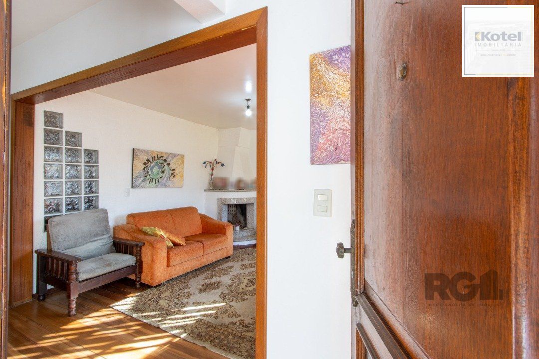 Casa para Venda - 300m², 3 dormitórios, sendo 1 suites, 4 vagas - Tristeza — foto 5