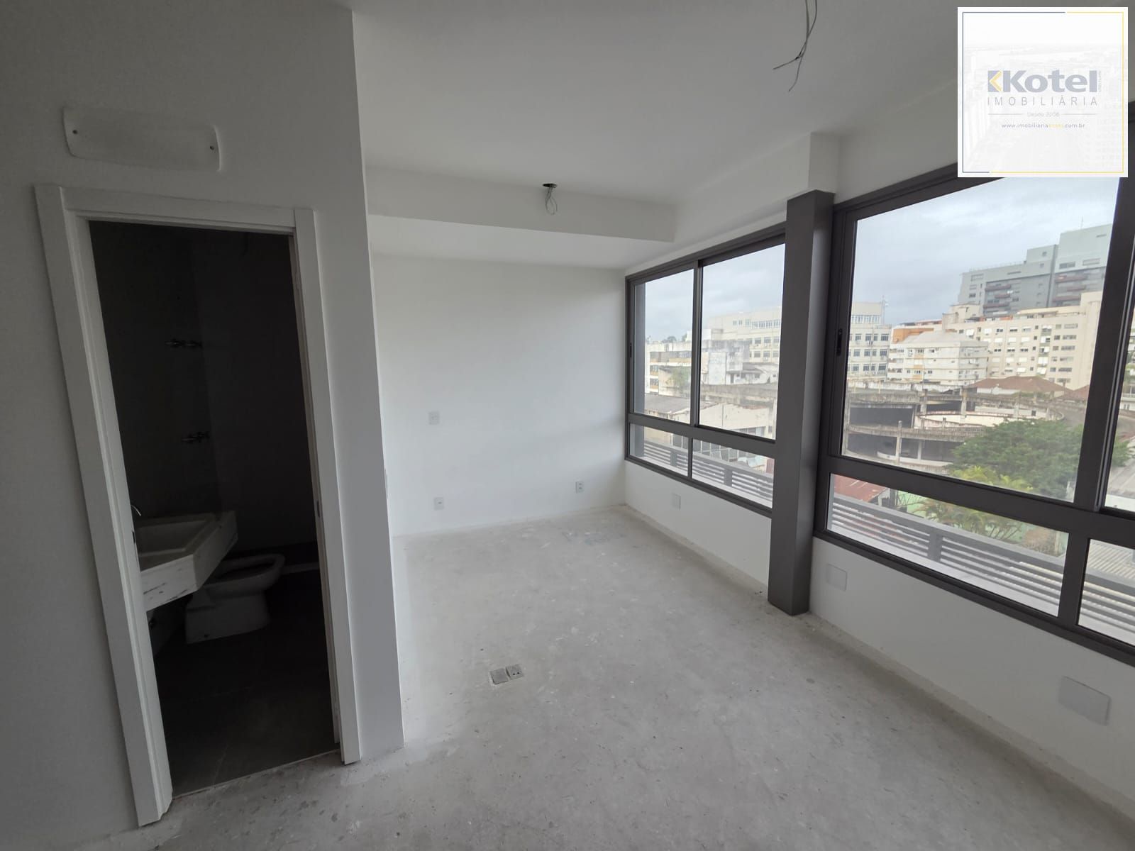 Apartamento de  dormitório no condomínio Artsy Cidade Baixa.