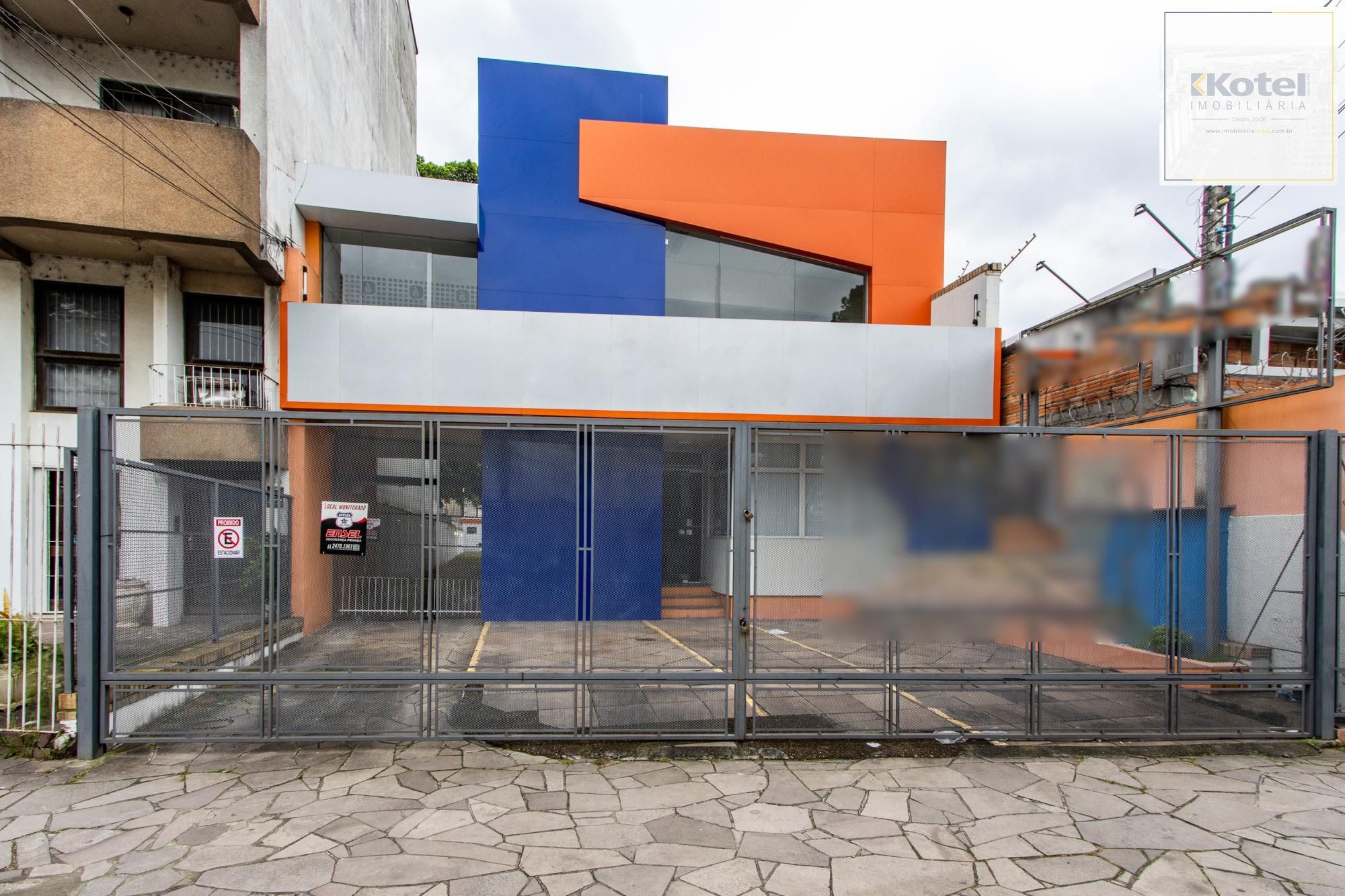 Casa Comercial 2 pisos - Excelente localização e Grande Visibilidade no Bairro Menino Deus - Ideal p/ Clínicas, escolas ou escritórios.
