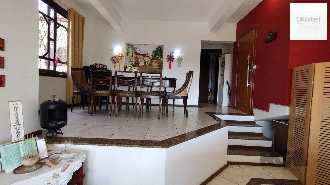 Sobrado, 5 quartos, 2 suites, pátio, 3 vagas - Bairro Vila Nova — foto 4