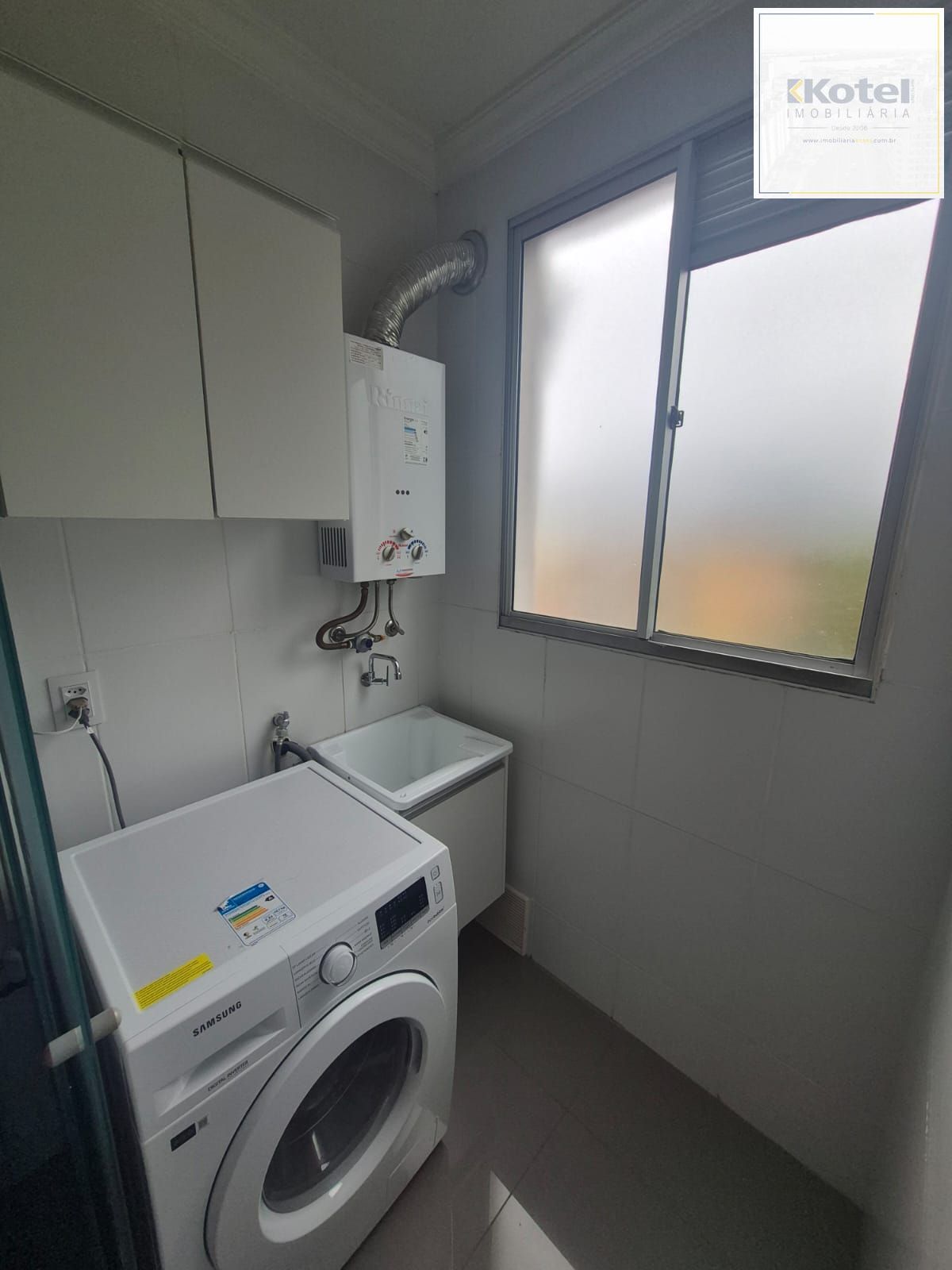 Apartamento com 2 quartos, vaga, elevador e piscina no bairro Nonoai — foto 4