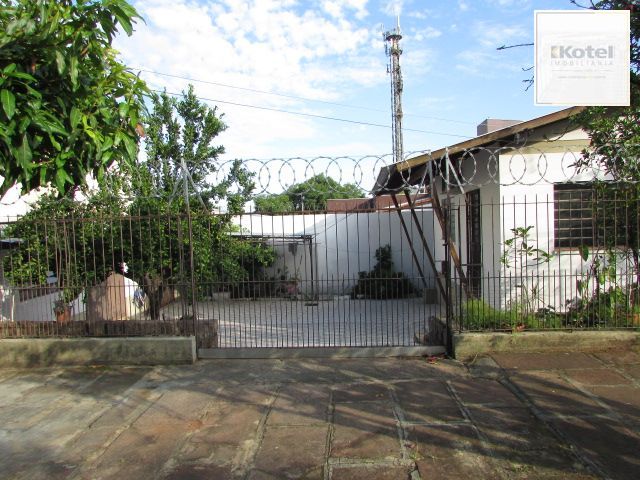 Casa térrea, com 3 dormitórios, 1 suíte, no bairro Nonoai. — foto 2
