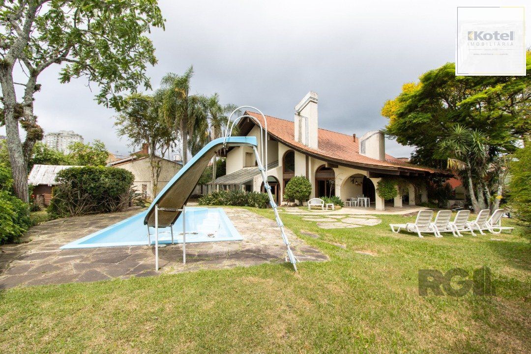 Casa para Venda - 645m², 4 dormitórios, sendo 4 suites, 11 vagas - Tristeza — foto 5