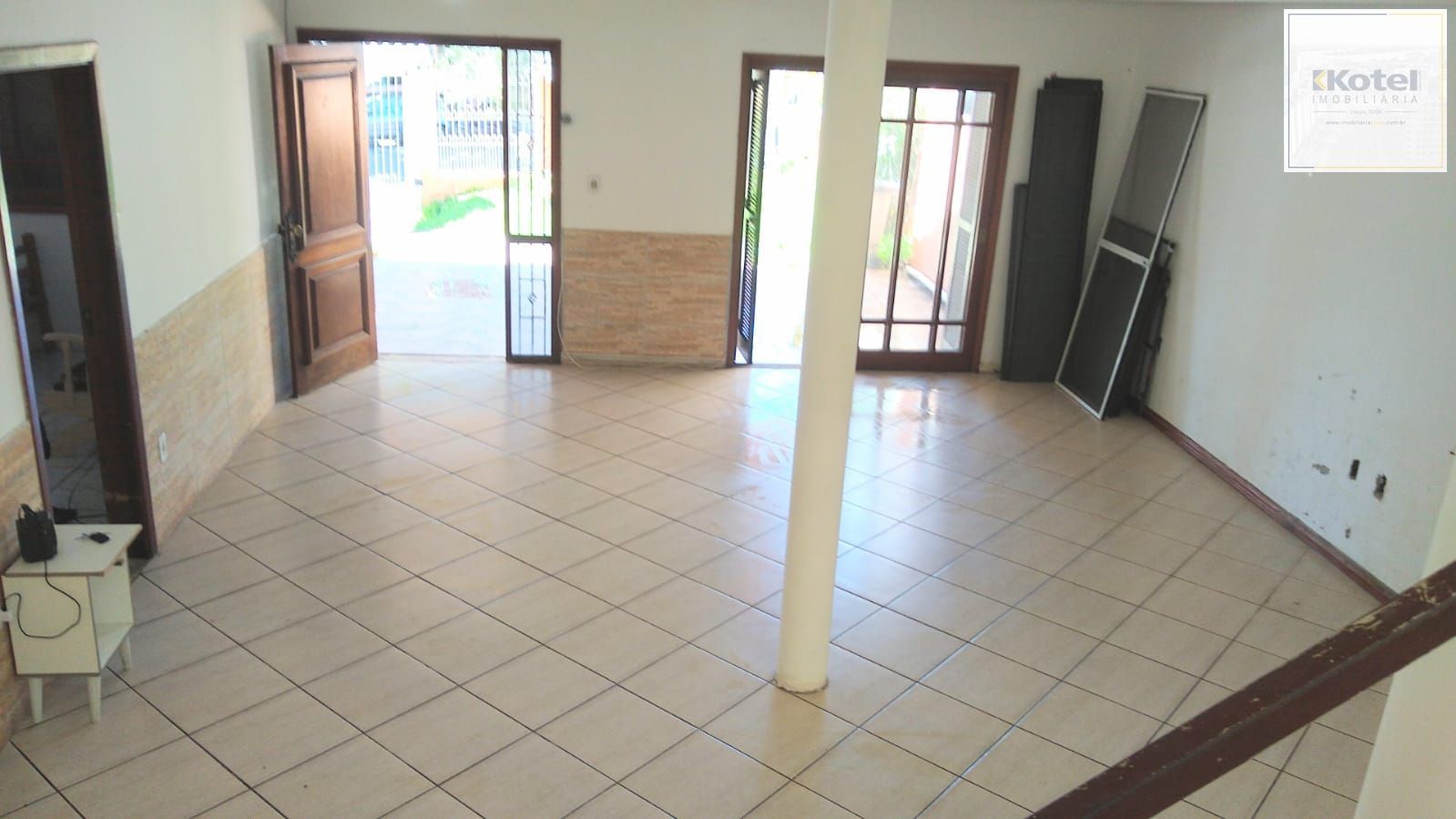 Excelente casa comercial no bairro Glória!