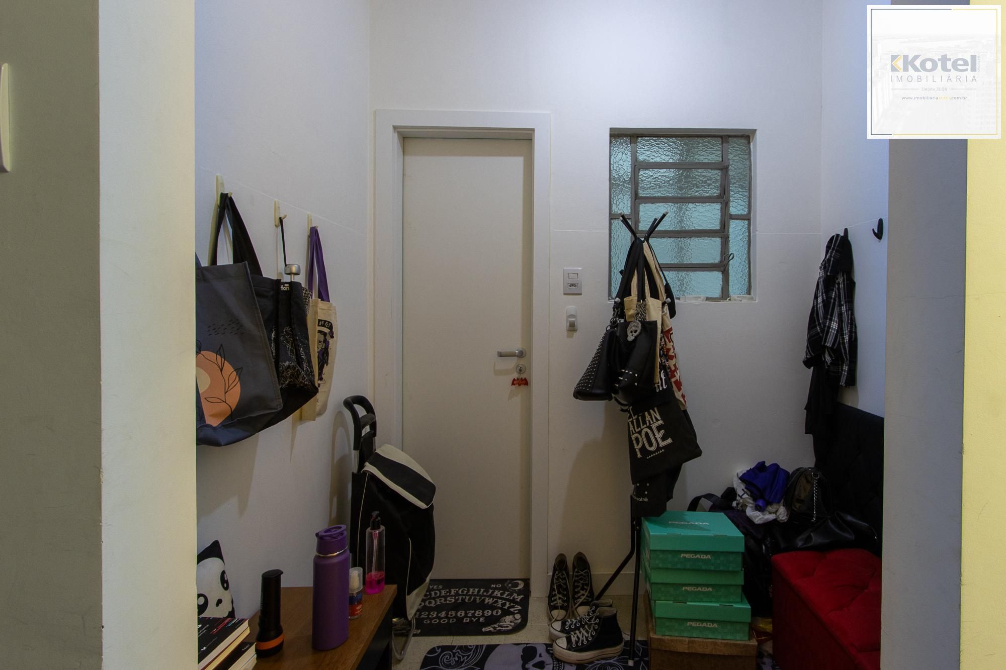 Apartamento Semi-mobiliado de 2 Quartos no Bairro Bom Fim — foto 5
