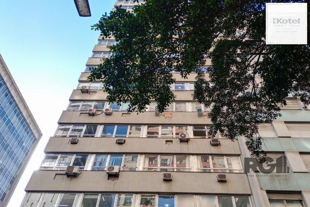 Sala Comercial à venda, 35m², Centro Histórico - Porto Alegre