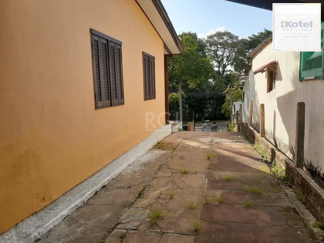 Casa para Venda - 80m², 2 dormitórios, 3 vagas - Belém Novo — foto 2