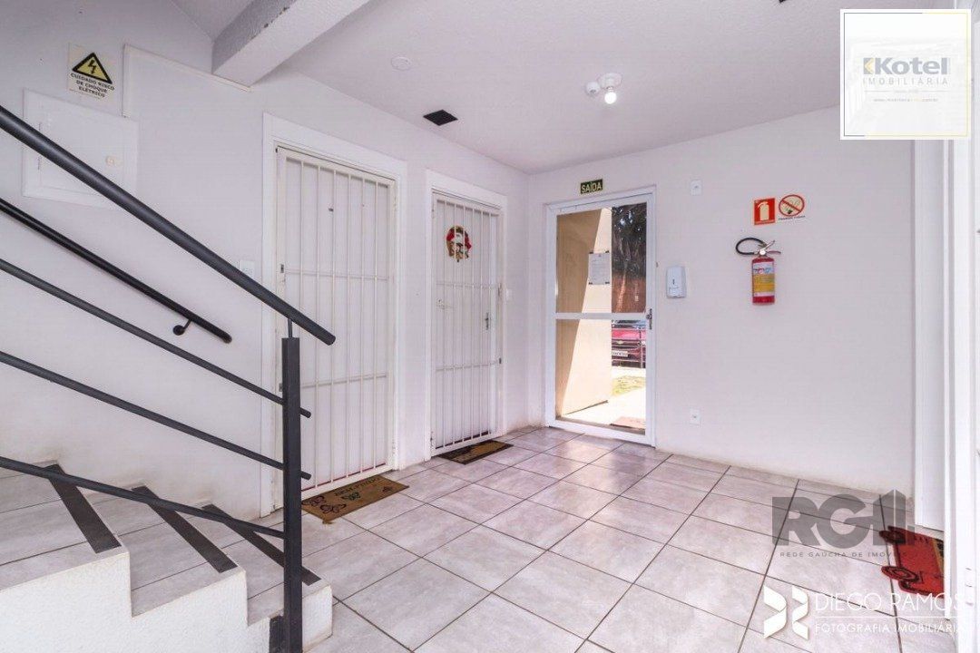 Apartamento 2 dormitórios vaga rotativa bairro Glória Porto Alegre — foto 2