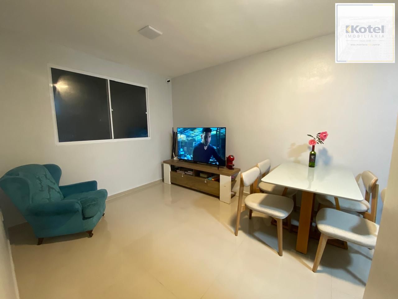 Apartamento de 2 dormitórios, 1 banheiro e 1 vaga. — foto 2