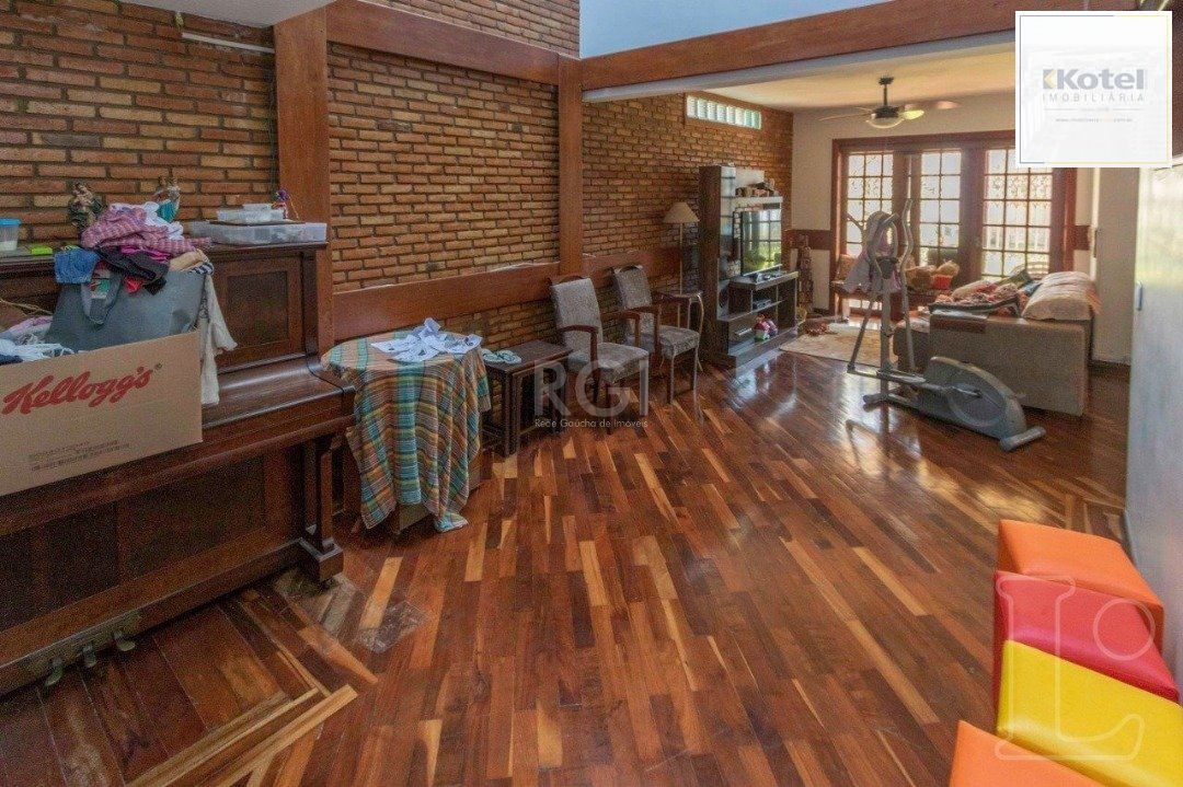 Casa para Venda - 349m², 4 dormitórios, sendo 1 suites, 3 vagas - Tristeza — foto 5