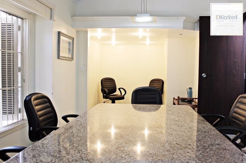 Predio para Venda - 236m², 0 dormitórios, 4 vagas - Menino Deus