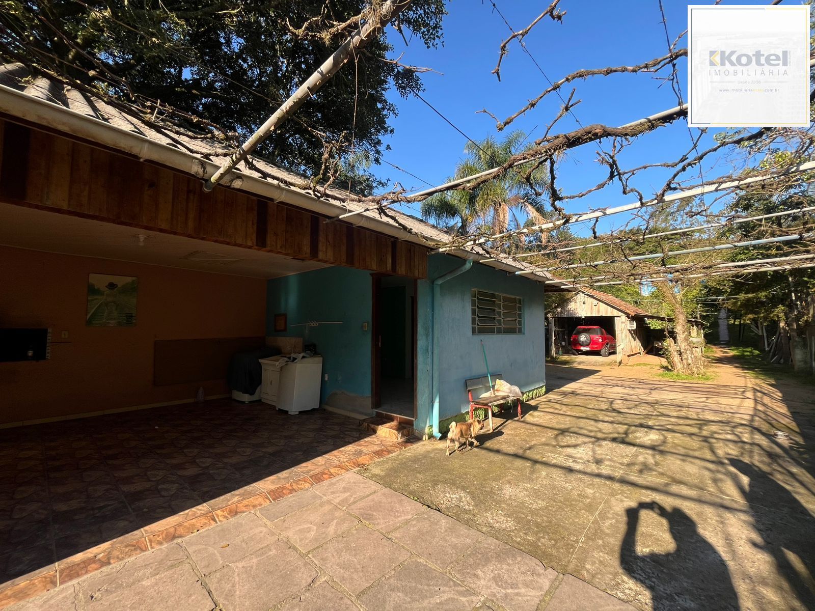Terreno Amplo com 3 Casas – Vila Nova, Porto Alegre