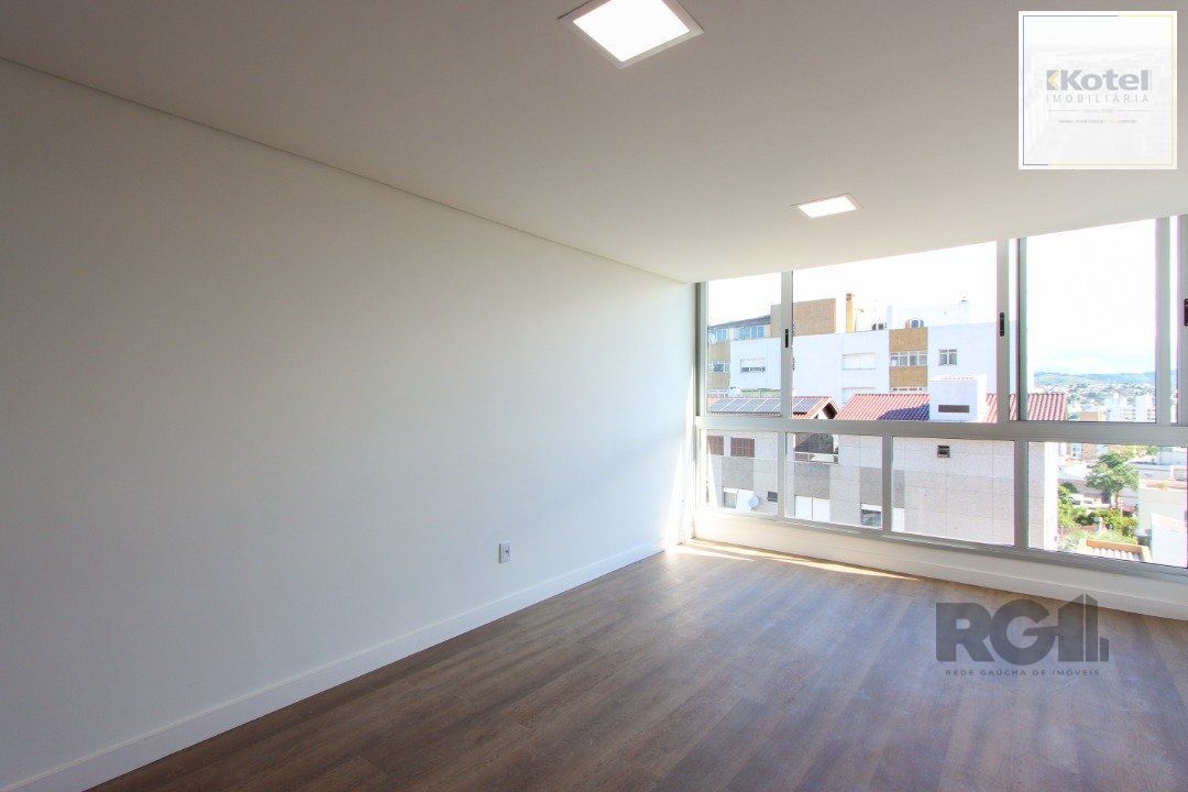 Apartamento em Porto Alegre no Bairro Petrópolis, de 2 quartos, semi mobiliado.