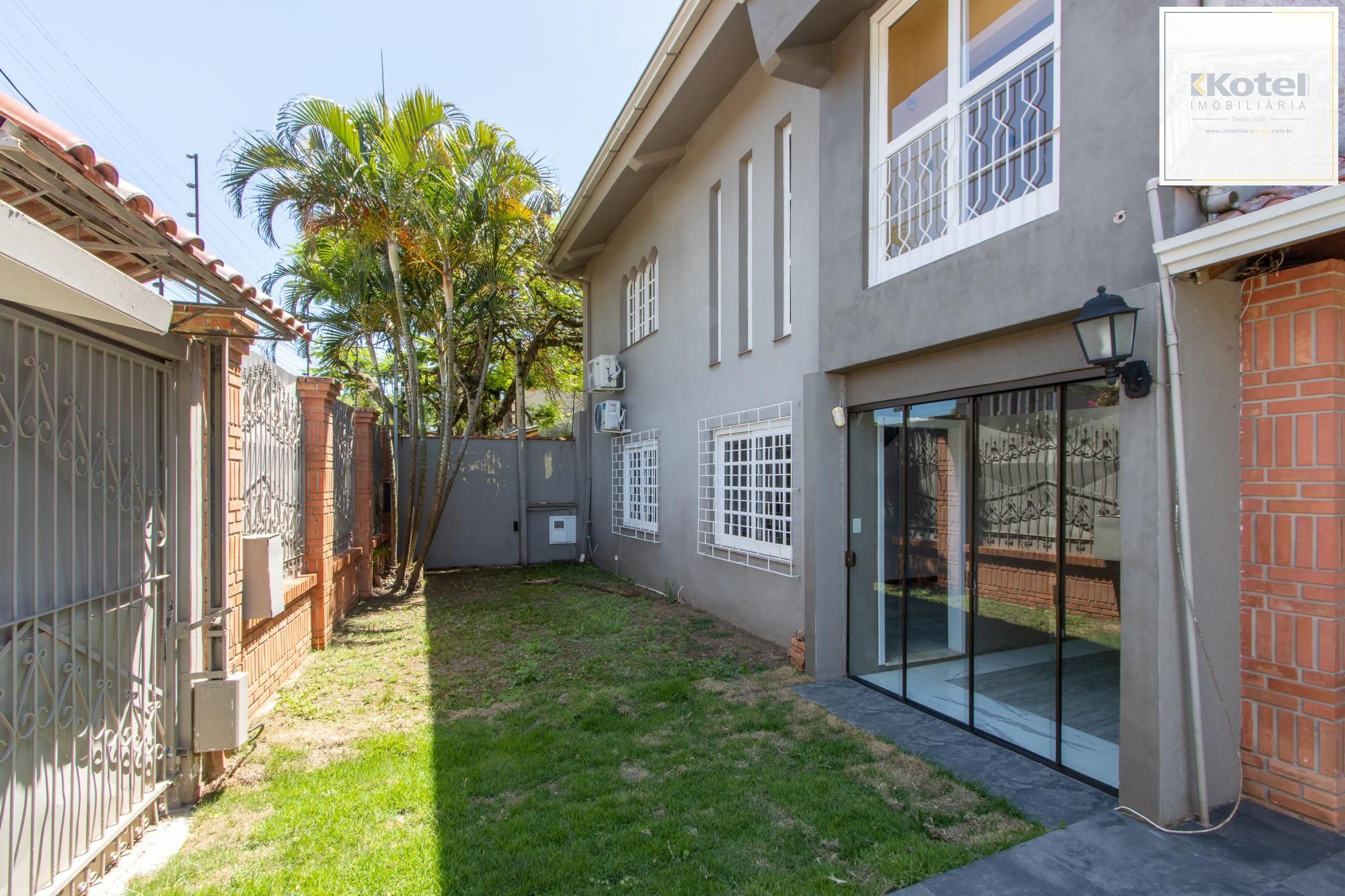Casa Residencial à Venda no Bairro Guarujá, Porto Alegre, RS — foto 2