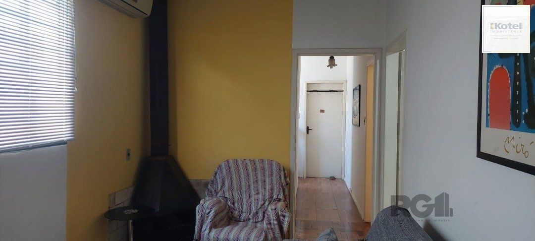 CASA COM EXTENSO PÁTIO NO CAMAQUÃ — foto 4