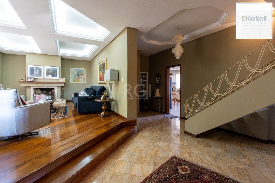 Casa de Condomínio 4 quartos à venda, 445m², Nonoai - Porto Alegre — foto 2