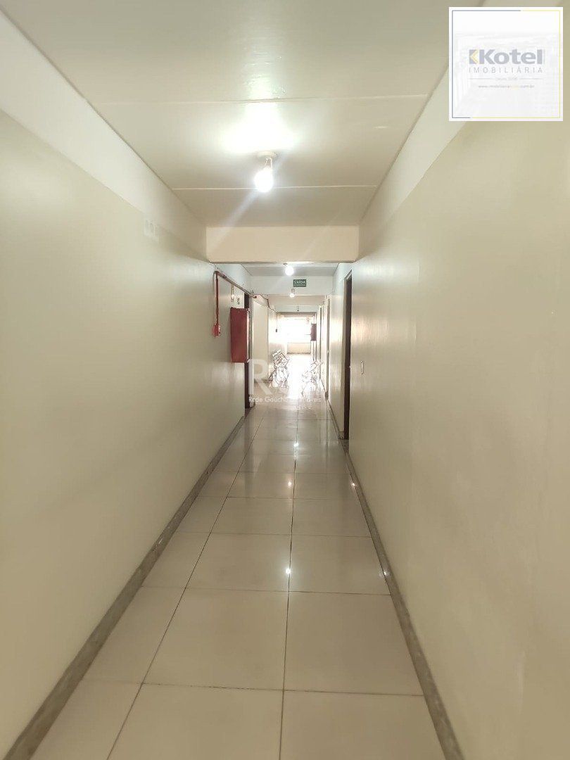 Conjunto/Sala para Venda - 30.35m², 0 dormitórios, Cohab C