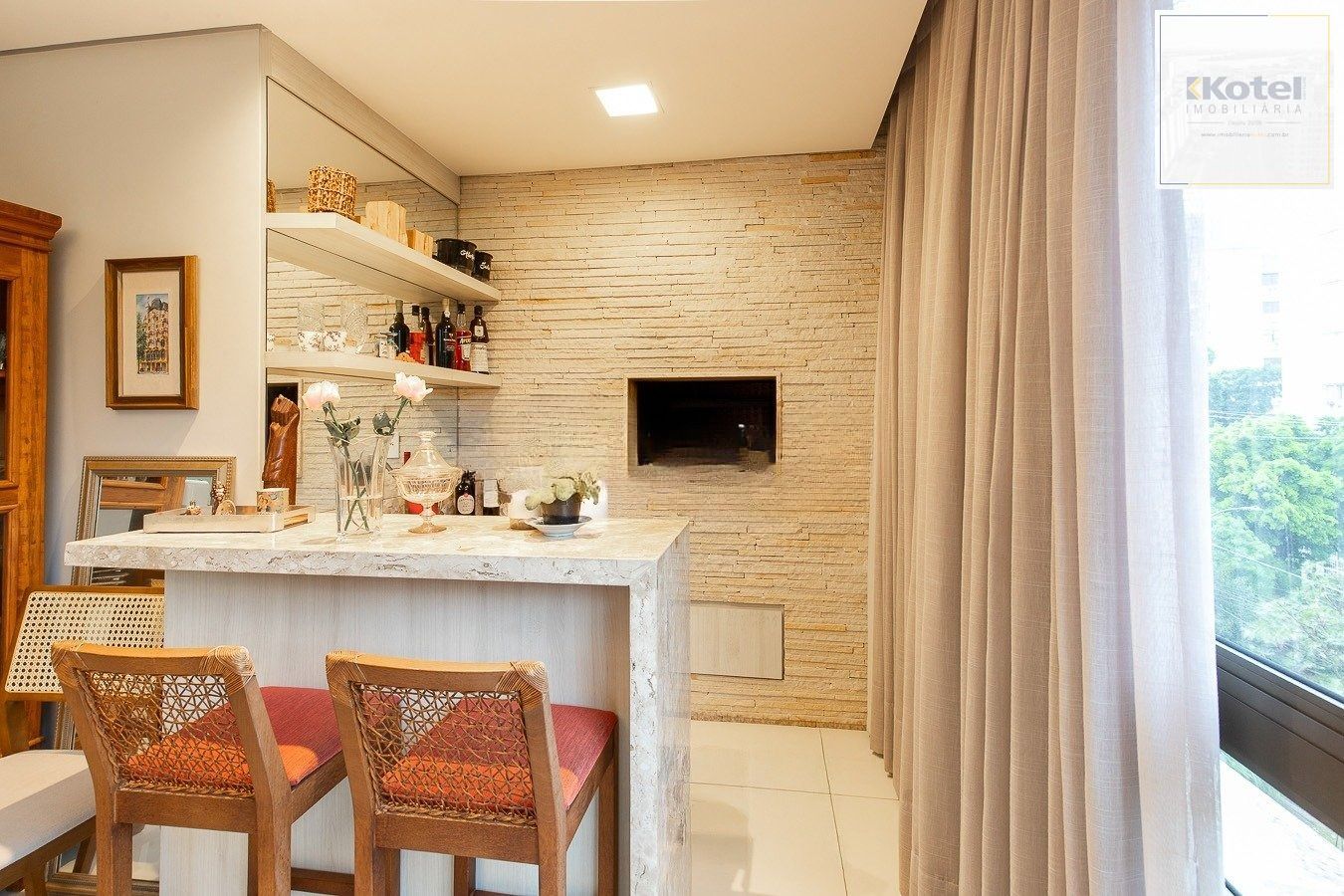 Apartamento de 3 quartos (1 suíte) e 3 vagas de garagem à venda no bairro Petrópolis — foto 4