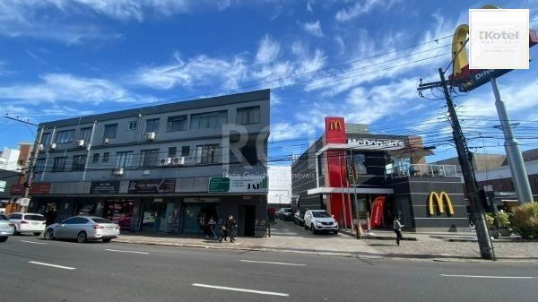 Sala Comercial à venda, 18m², Tristeza - Porto Alegre — foto 2
