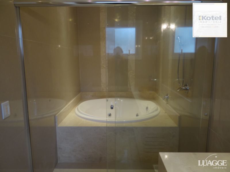 Casa para Venda - 305m², 3 dormitórios, sendo 3 suites, 4 vagas - Nonoai — foto 4