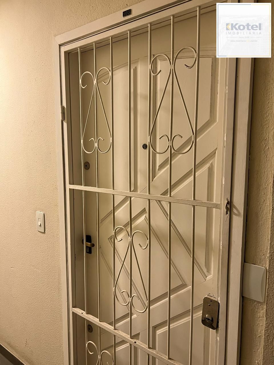 OPORTUNIDADE NO CENTRO HISTÓRICO - APARTAMENTO REFORMADO!